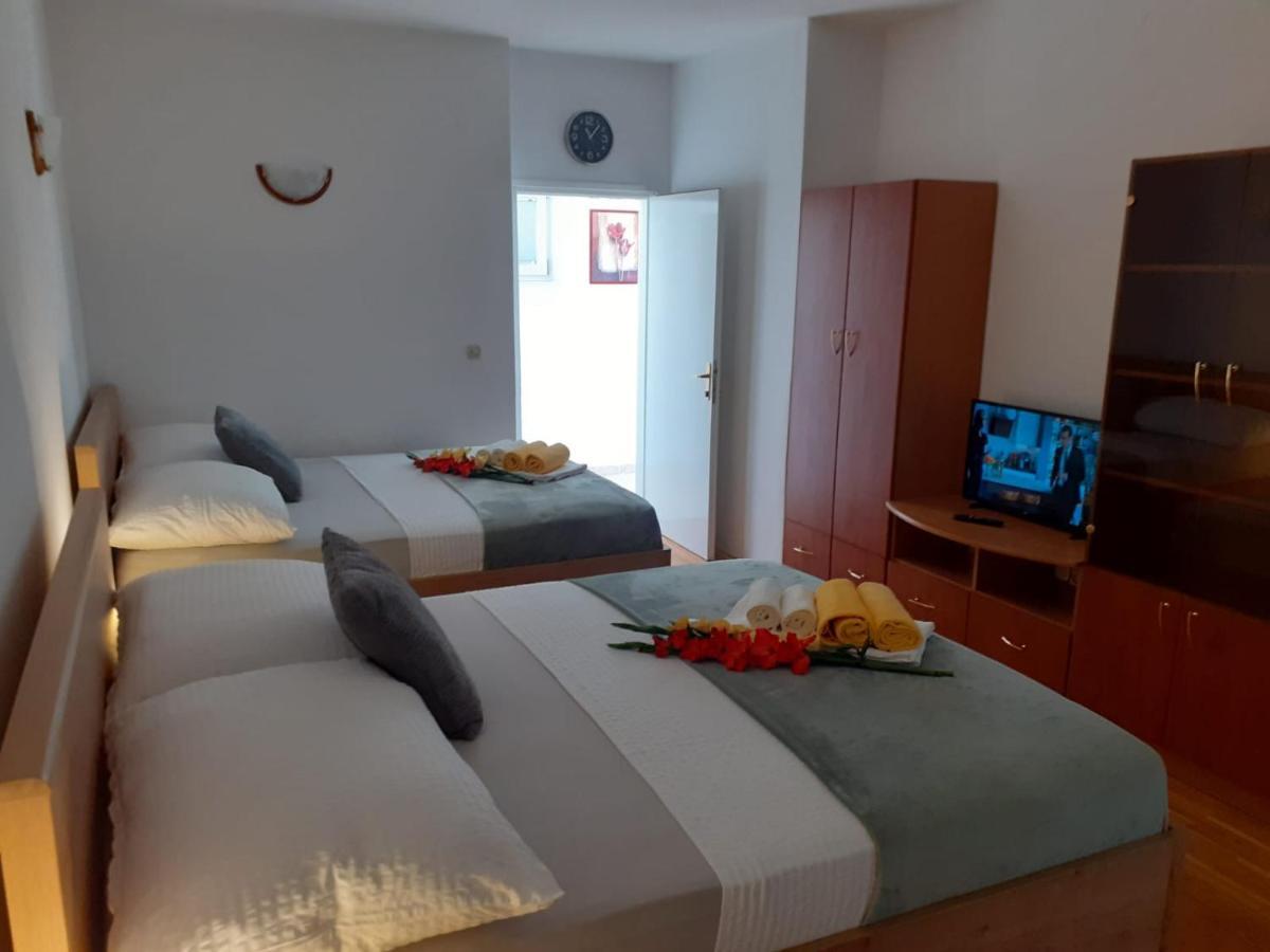 Apartments Vinea Baška Voda Exteriör bild