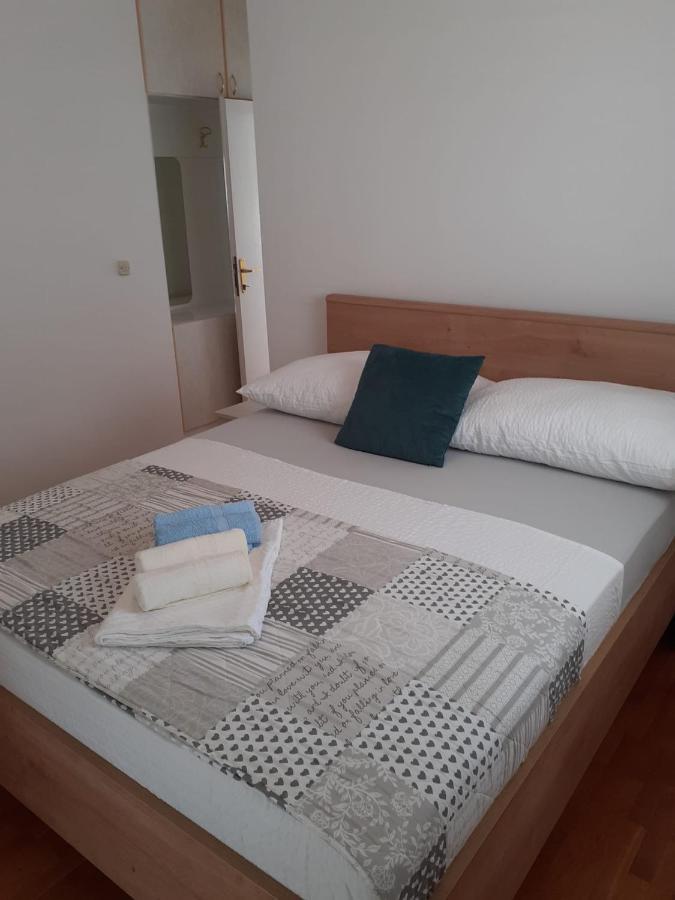 Apartments Vinea Baška Voda Exteriör bild