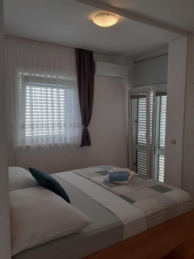 Apartments Vinea Baška Voda Exteriör bild