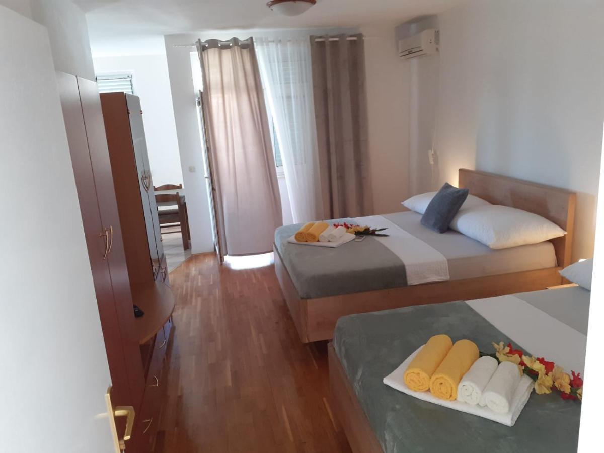 Apartments Vinea Baška Voda Exteriör bild