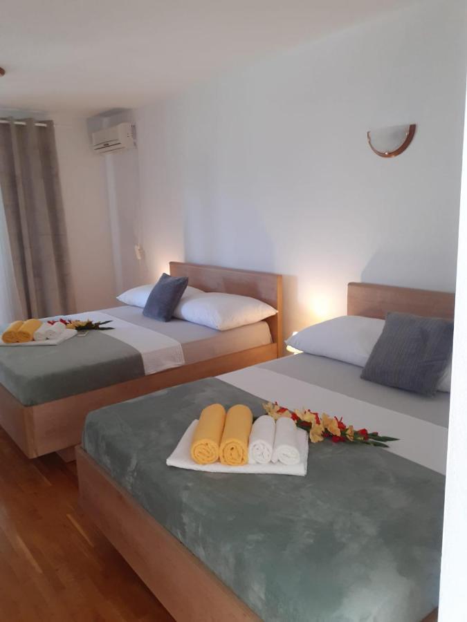 Apartments Vinea Baška Voda Exteriör bild